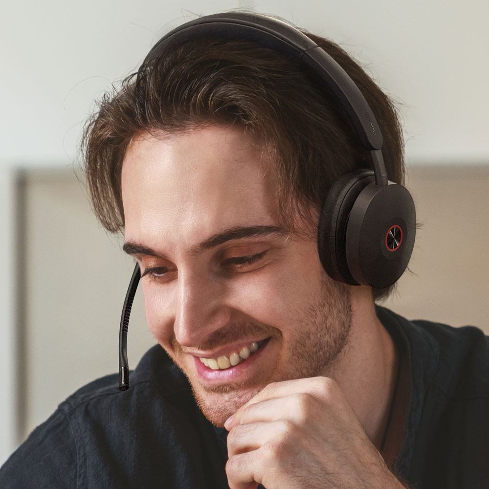 Auriculares binaurales Bluetooth ANC USB Yealink BH74 UC (incluye base de carga)