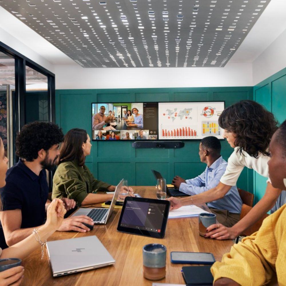 Barra de videoconferencia USB Poly Studio V52