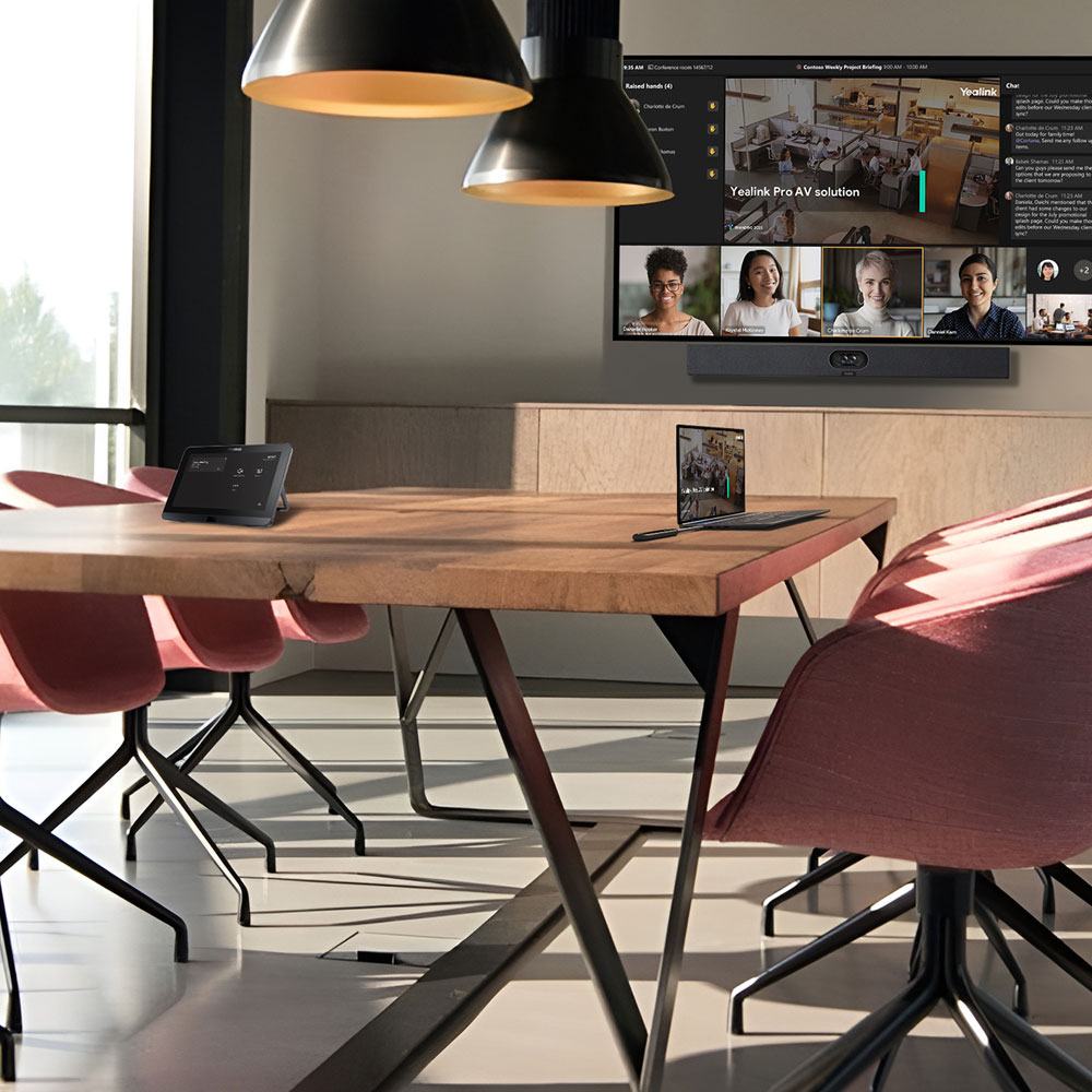 Sistema Microsoft Teams Yealink MVC S40-C4 para salas pequeñas y medianas