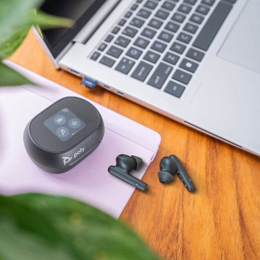 Audífonos inalámbricos Poly Voyager FREE 60+ UC USB-A